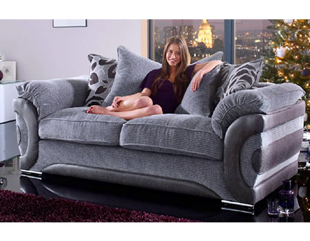 Как выбрать хороший диван на холлофайбере?